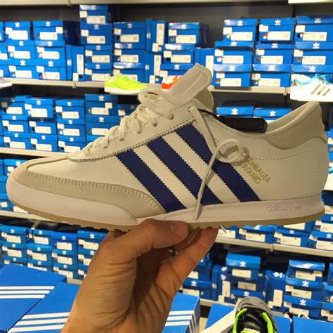 factory outlet Adidas shoes